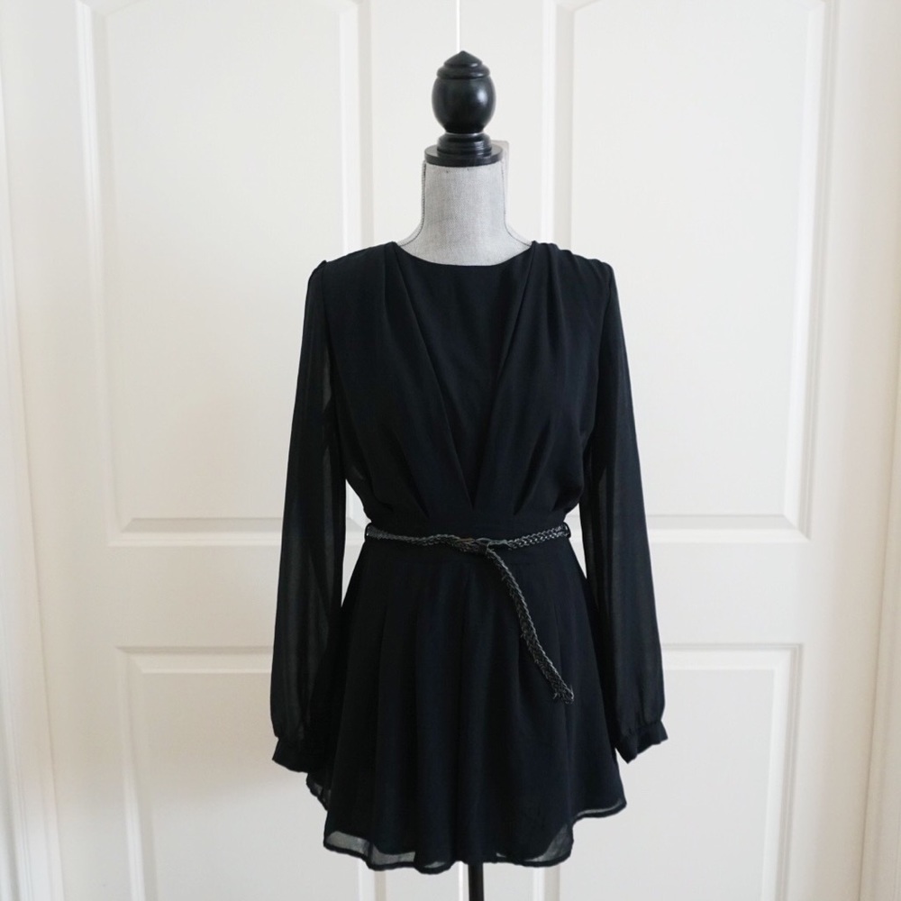 FOREVER 21 Romper (includes belt!)